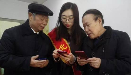 365英国上市公司