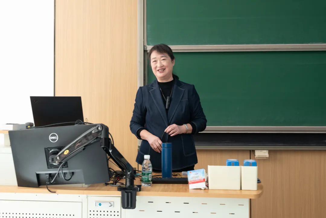 365英国上市公司