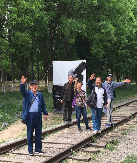 365英国上市公司