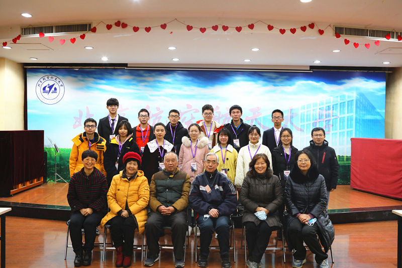 365英国上市公司