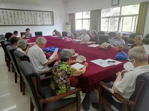 365英国上市公司