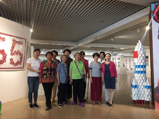 365英国上市公司