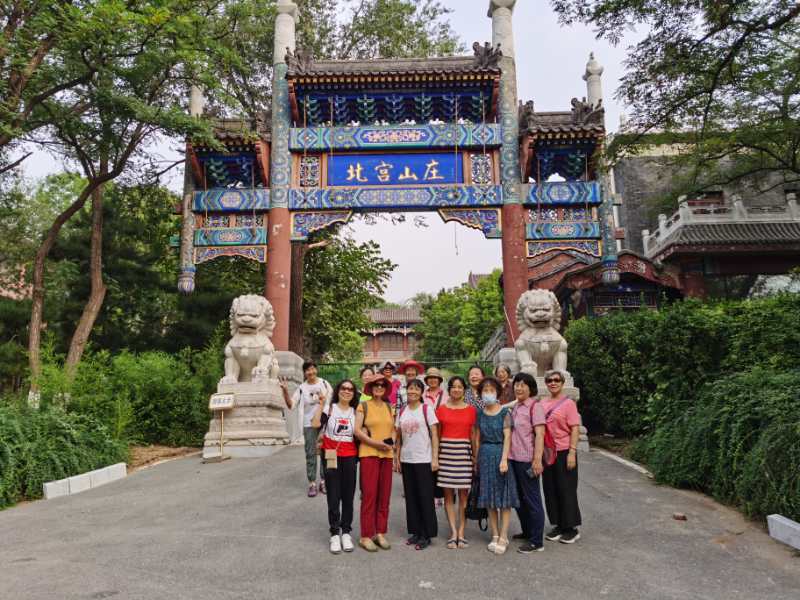 365英国上市公司